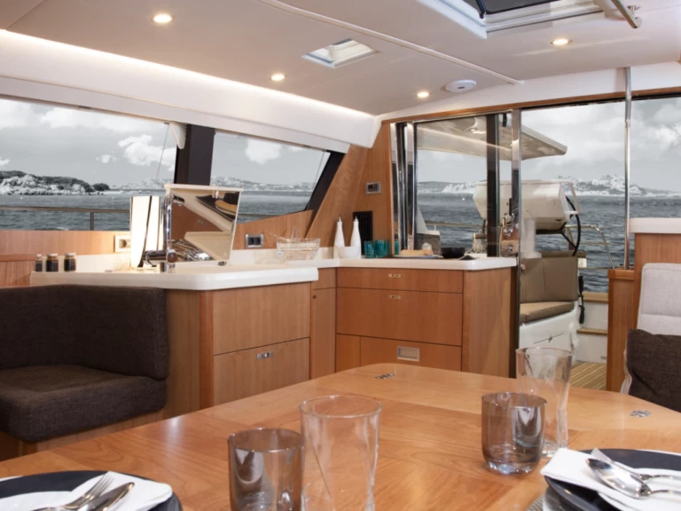 Segelboot mieten in Gouviá zum besten Preis