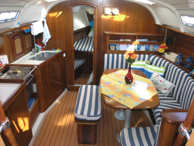 Segelboot mieten in Lefkáda zum besten Preis