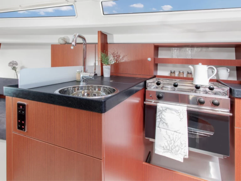 Boot mieten Altefähr günstig Hanse 315