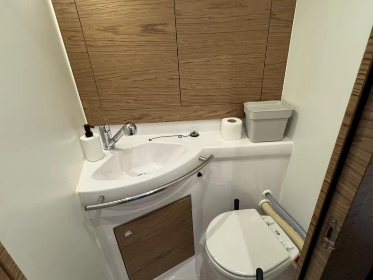 Segelboot mit oder ohne Skipper Elan mieten in Novi Vinodolski