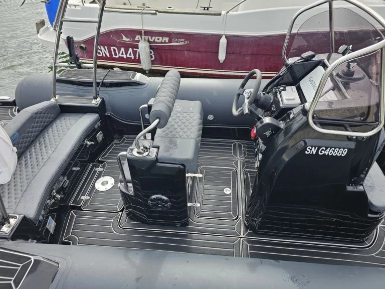 Vermietung Schlauchboot 3D Tender mit Führerschein