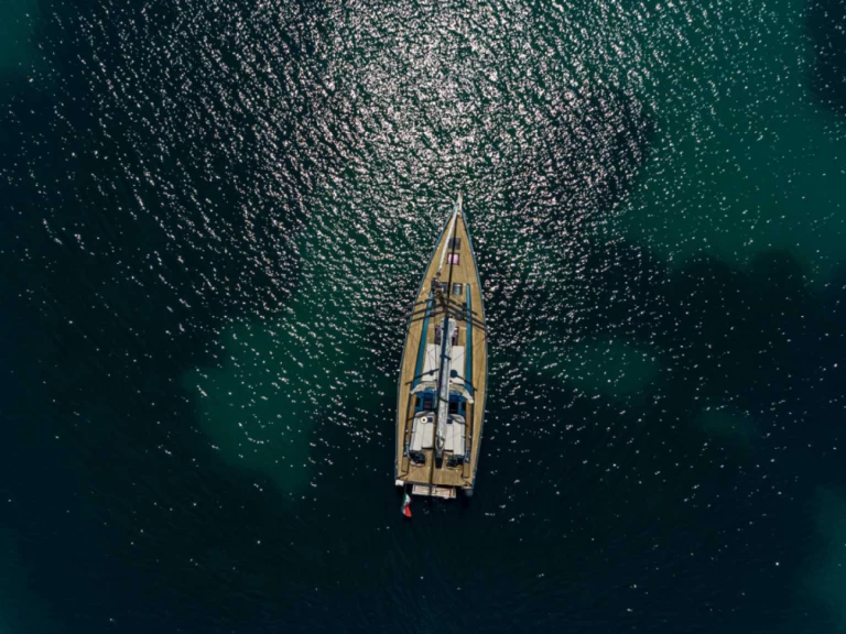 Ein Hanse Hanse custom Italian sea group mieten in Ibiza Town
