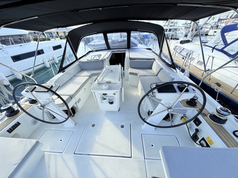 Segelboot mit oder ohne Skipper Bénéteau mieten in Sukošan