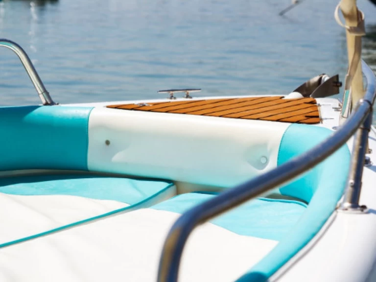 Motorboot mit oder ohne Skipper  mieten in Torre Canne