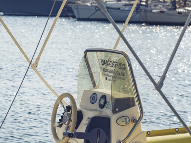 Motorboot mieten in Torre Canne -  Motorboat 5.40