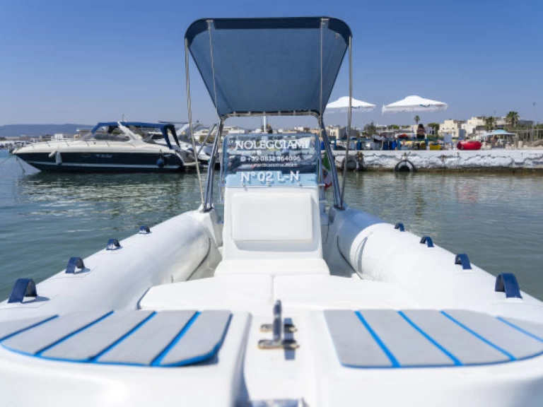 Motorboot mieten in Torre Canne zum besten Preis
