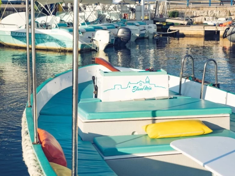  Motorboat 7.50 mieten Torre Canne