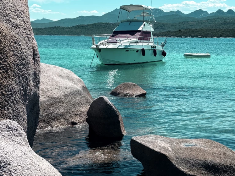 Motorboot mieten in Porto-Vecchio - Bénéteau Antares 10.20