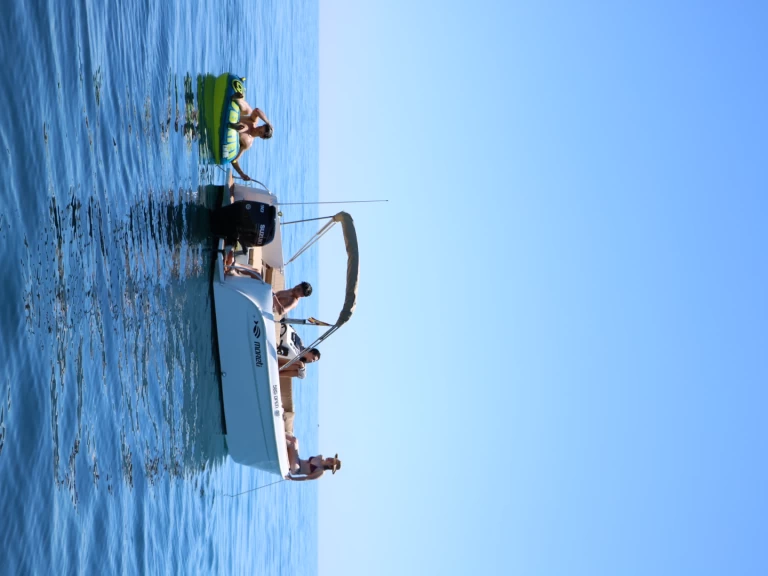 Vermietung Motorboot Darekco Mareti mit Führerschein