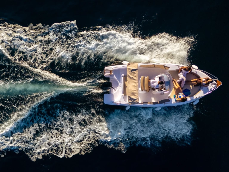 Ein blumax 19 pro Blumax 19 Pro mieten in Taormina