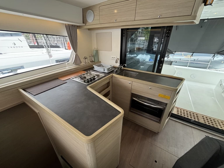 Boot mieten Eden Island günstig Lagoon 42