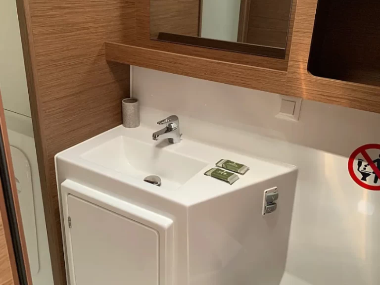 Ein Lagoon Lagoon 42 mieten in Préveza