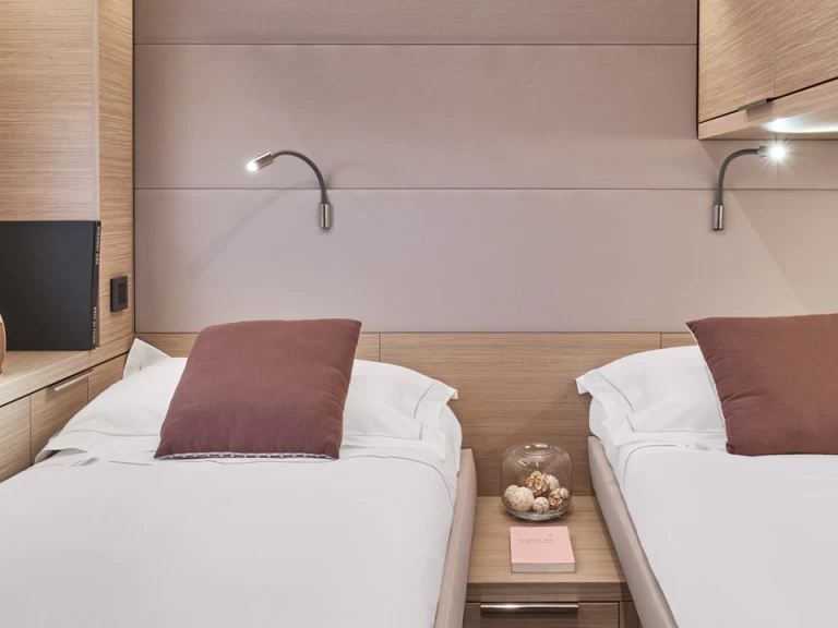 Katamaran mieten in Capo d'Orlando zum besten Preis