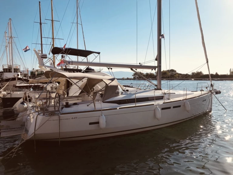 Boot mieten Šibenik günstig Sun Odyssey 449