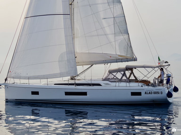 Segelboot mit oder ohne Skipper Bénéteau mieten in Furnari