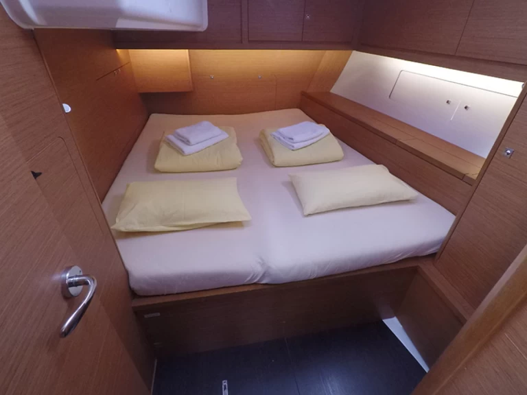 YachtCharter in Šibenik - Dufour Dufour 470 auf SamBoat