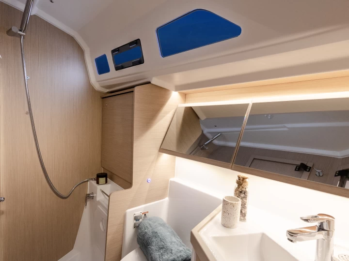 Vermietung Segelboot Bénéteau mit Führerschein