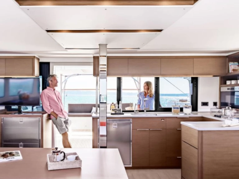 Katamaran mieten in Furnari zum besten Preis