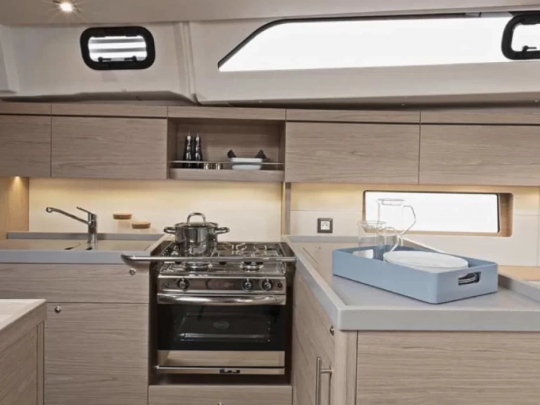 Segelboot mit oder ohne Skipper Bénéteau mieten in Marina (City)