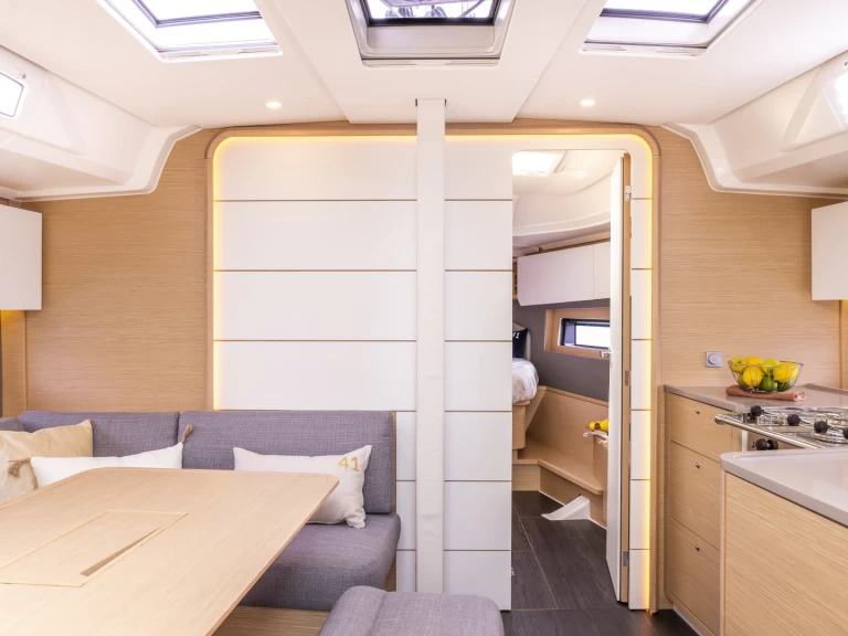 Segelboot mieten in Marina (City) zum besten Preis