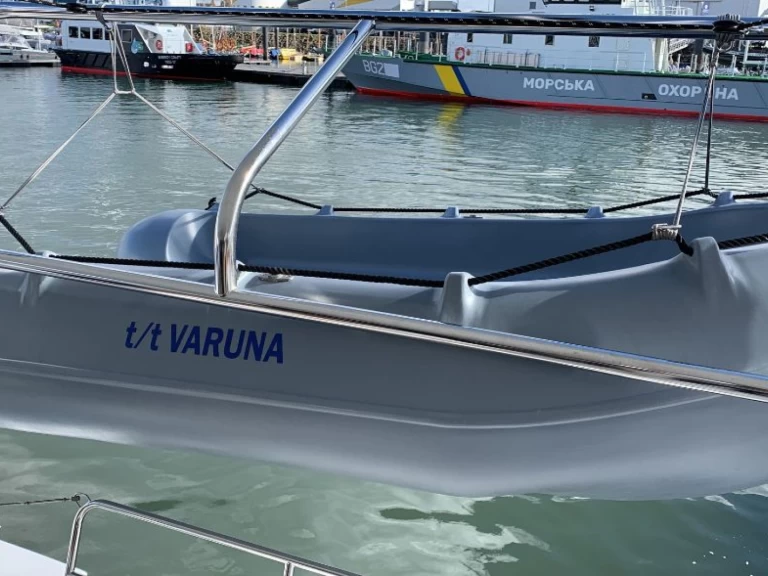 Ein Lagoon Lagoon 42 mieten in Eden Island