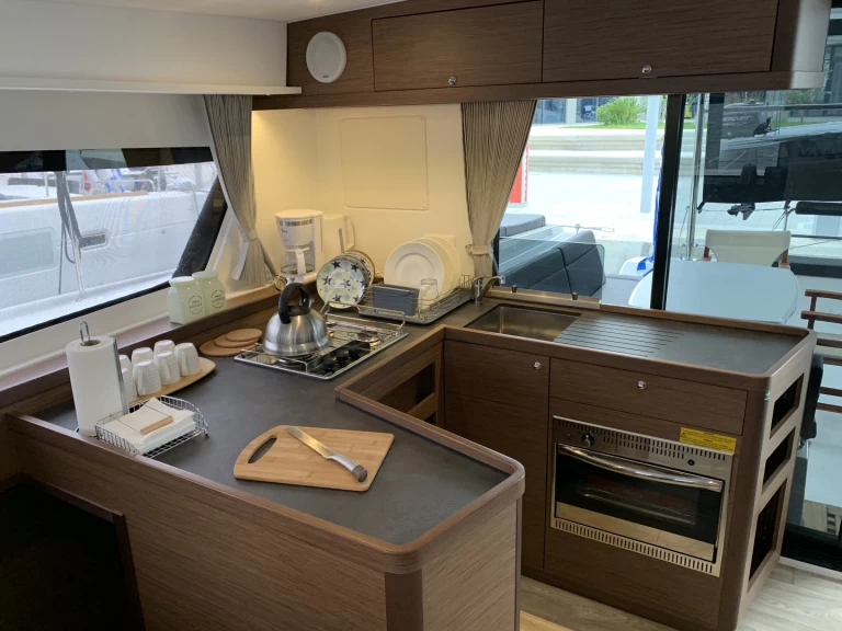 Vermietung Katamaran Lagoon mit Führerschein