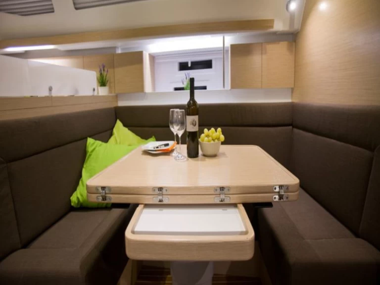 Vermietung Segelboot Elan mit Führerschein