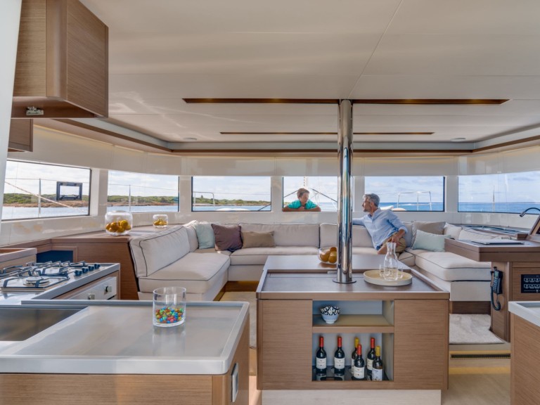 YachtCharter in Capo d'Orlando - Lagoon Lagoon 50 auf SamBoat
