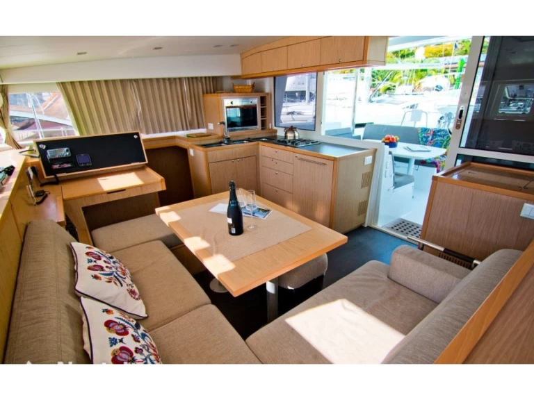 Katamaran mieten in Hyères zum besten Preis