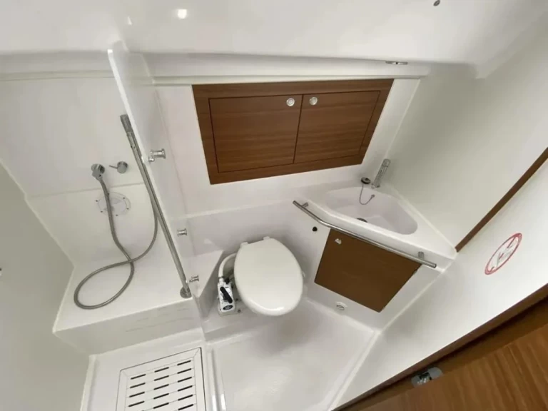 Boot mieten Šibenik günstig Oceanis 40.1