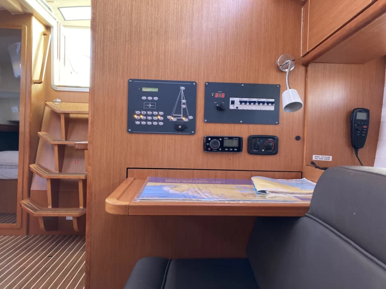 YachtCharter in Šibenik - Bavaria Cruiser 37 auf SamBoat