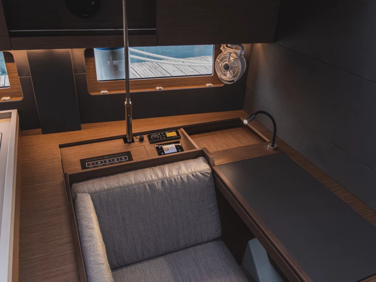 Ein Bénéteau Benetau Oceanis 51.1 mieten in Šibenik