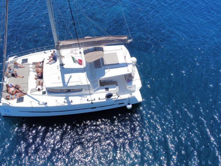 YachtCharter in Furnari - Bali Catamarans Bali 4.5 Liberty auf SamBoat