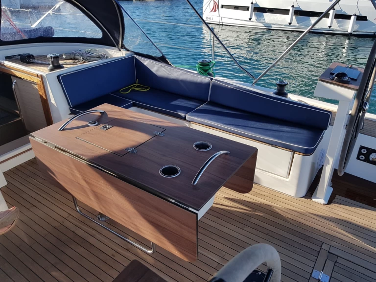 YachtCharter in Punat - D&D Yacht D&D Kufner 54 (AC+Gen+Solar) auf SamBoat