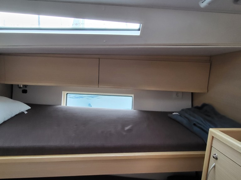 Segelboot mieten in Punat - D&D Yacht D&D Kufner54.Univerzum (AC+Gen+Solar)