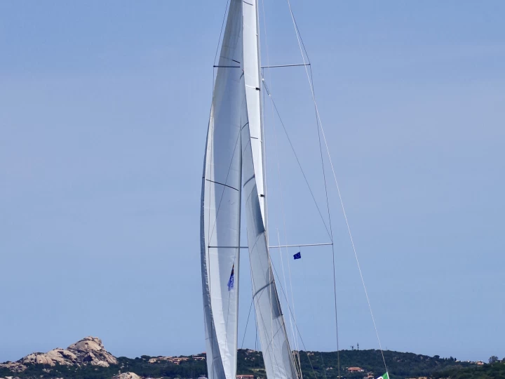 Ein Dufour Dufour 430 mieten in Cannigione di Arzachena