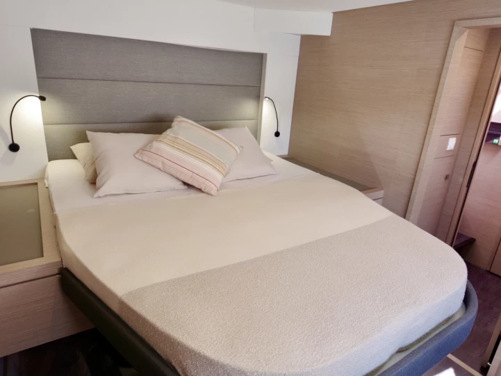 Katamaran mieten in Cannigione di Arzachena zum besten Preis