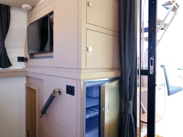 YachtCharter in Cannigione di Arzachena - Fountaine Pajot Saona 47 auf SamBoat