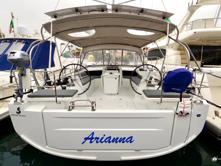 Segelboot mit oder ohne Skipper Bénéteau mieten in Furnari