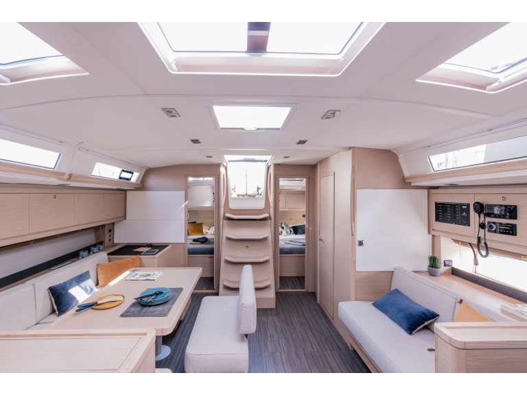 YachtCharter in Cannigione di Arzachena - Dufour Dufour 470 auf SamBoat