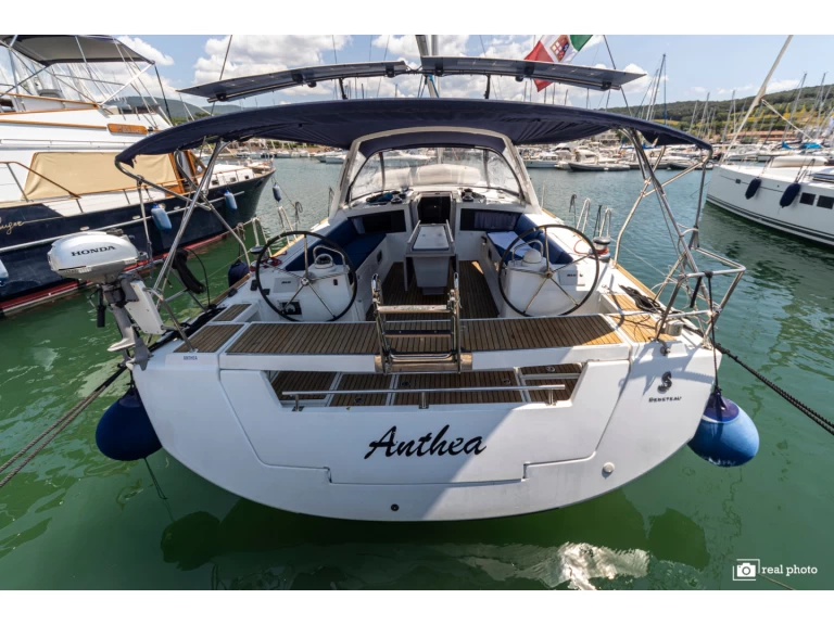 YachtCharter in Puntone - Bénéteau Oceanis 48 auf SamBoat