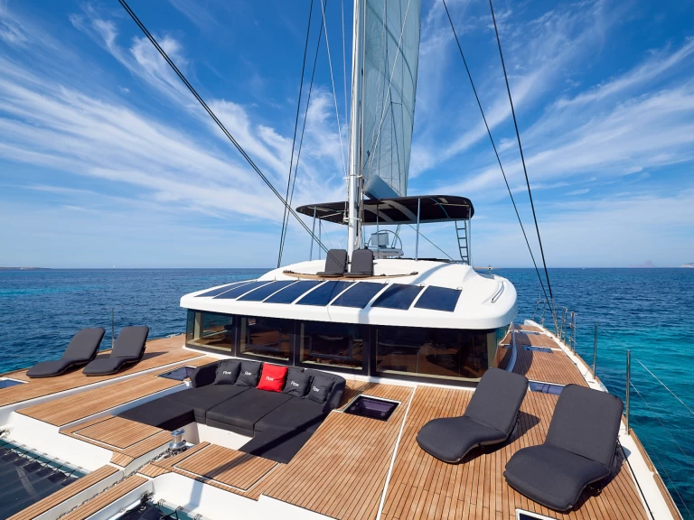 YachtCharter in Sant Antoni de Portmany - Lagoon Lagoon 52 auf SamBoat