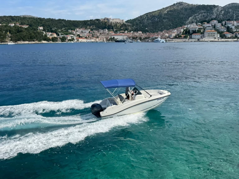 Motorboot mieten in Hvar - Quicksilver Activ 555 Open