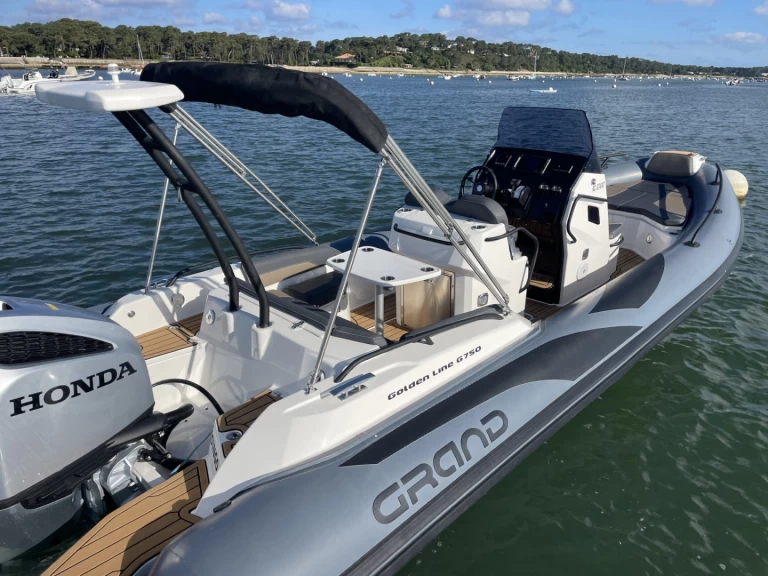 Vermietung Schlauchboot Grand Boats mit Führerschein