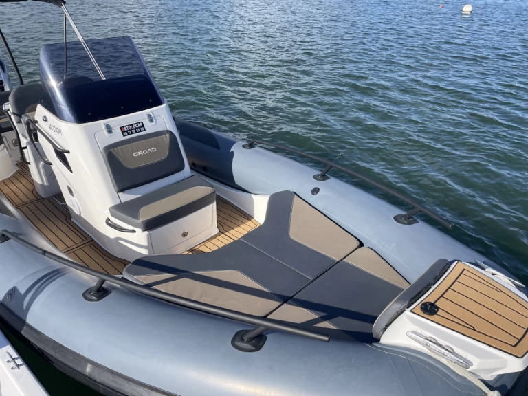 YachtCharter in Cap Ferret - Grand Boats Golden Line G750L auf SamBoat