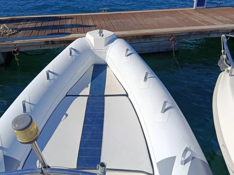 Vermietung Schlauchboot Altamarea mit Führerschein