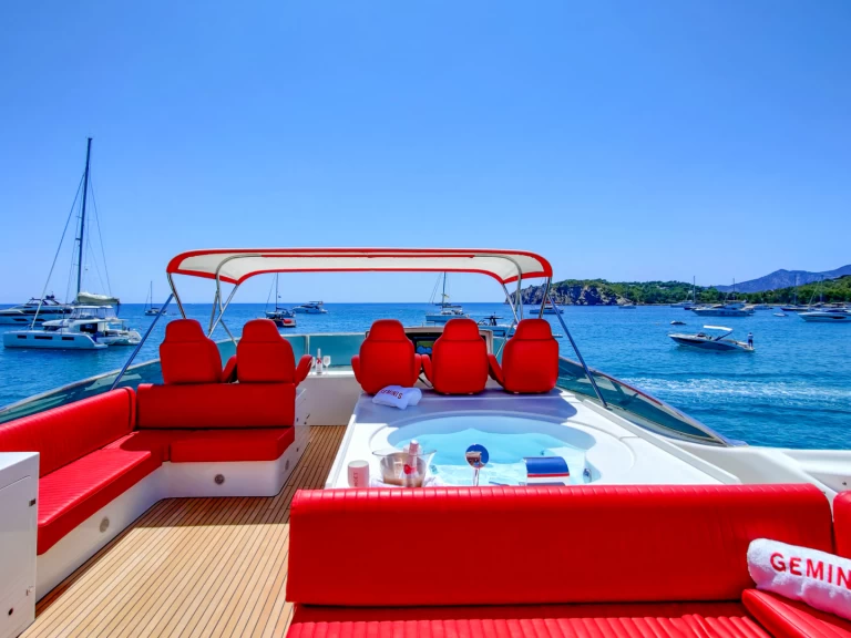 Bootsverleih GEMINIS Astondoa 82 Ibiza Town Samboat