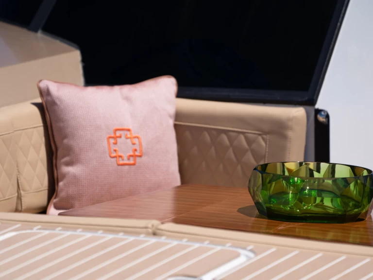 Ein House of Hütter  Moneypenny mieten in Ibiza Town