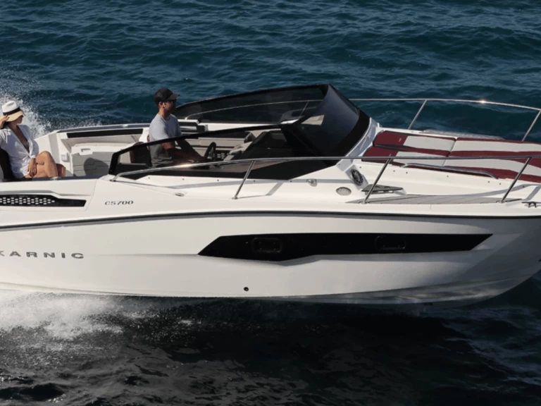 Ein Karnic CS 700 HT mieten in Sant Antoni de Portmany