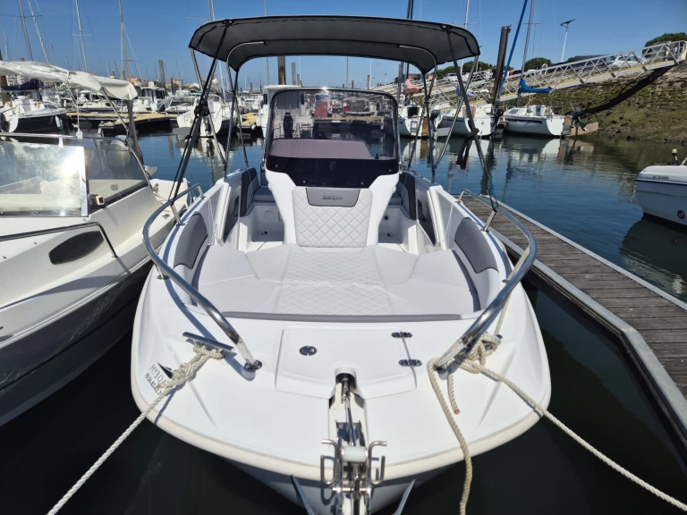 Motorboot mieten in Arcachon zum besten Preis